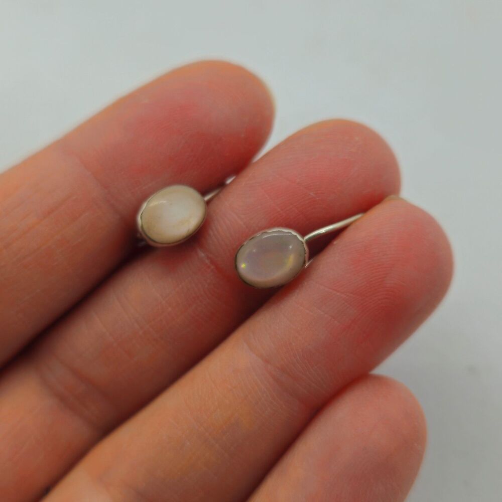 Mother of Pearl and Sterling Silver Earrings MF 925